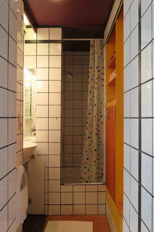 Gaesteappartement Im Atelierhaus Wuppertal Bilik gambar